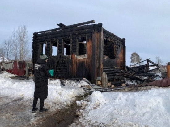 В Кировской области проверяют обстоятельства смерти 76-летнего пенсионера в пожаре