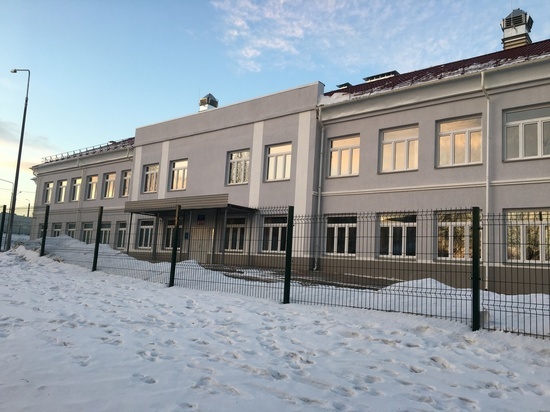 Одна из старейших школ Красноярска открылась после ремонта