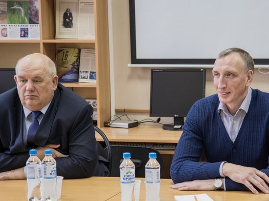 Александр Козловский обсудил на встрече со студентами вопросы трудоустройства