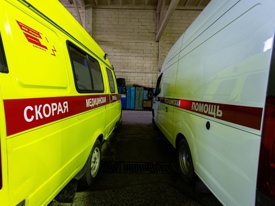 В Новосибирске четыре пассажирки маршрутки пострадали в ДТП с грузовиком