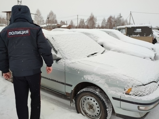 Против четырежды лишённого прав водителя из Шарыпово завели уголовное дело