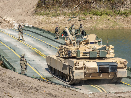 NYT: доставка танков Abrams на Украину займет годы