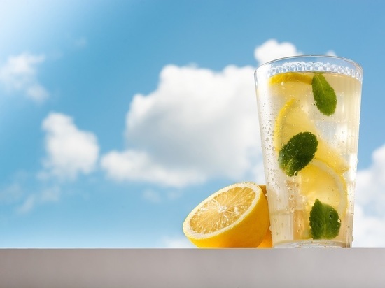 Как приготовить домашний лимонад: напиток, в разы вкуснее и полезнее магазинного