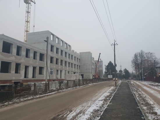 Хирургический корпус детской больницы в Брянске достроят к концу года