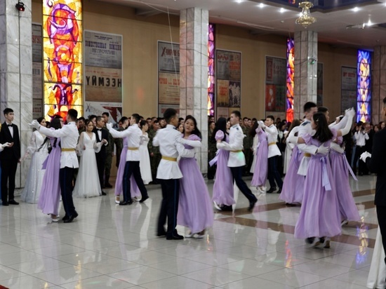 В Кызыле 16 студентов удостоены стипендии мэра