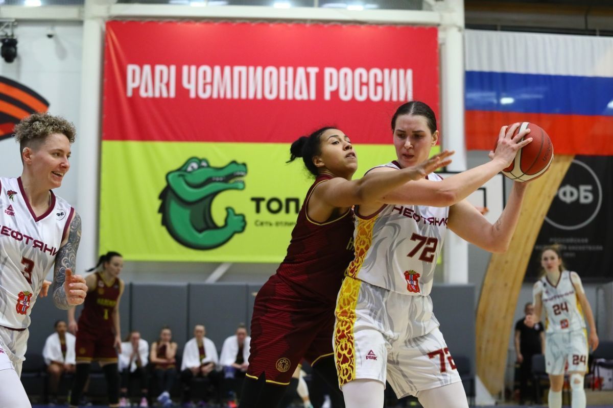 Omsk "Neftyanik" with a victory over "Nadezhda" interrupted the losing streak