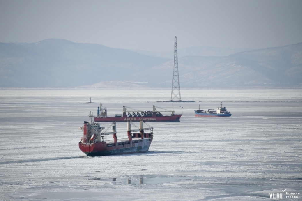 Как замерзает бухта Босфор Восточный в Приморье: фотокадры ледообразования