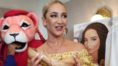 Ольга Бузова рассказала, кто грызёт её лабутены: светское видео 