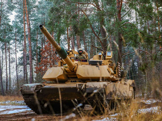 Минобороны Польши: первые танки Abrams прибудут из США весной