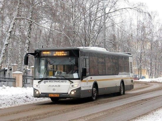 На работу автобусов пожаловалась жительница микрорайона Солнечногорска