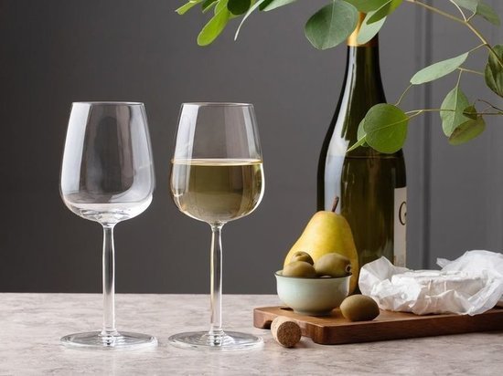 Что произойдет с организмом, если постоянно за ужином выпивать бокал белого вина