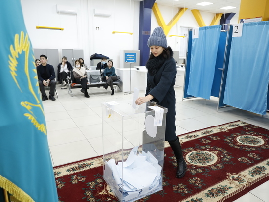 ЦИК Казахстана позволил двум новым партиям участвовать в местных выборах
