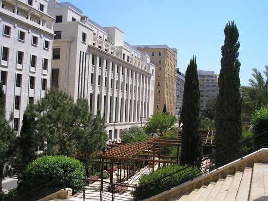 В посольстве Ливана заявили о работе над прямым авиасообщением с Россией