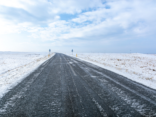 В Калмыкии выявили нарушения при содержании дорог в зимний период