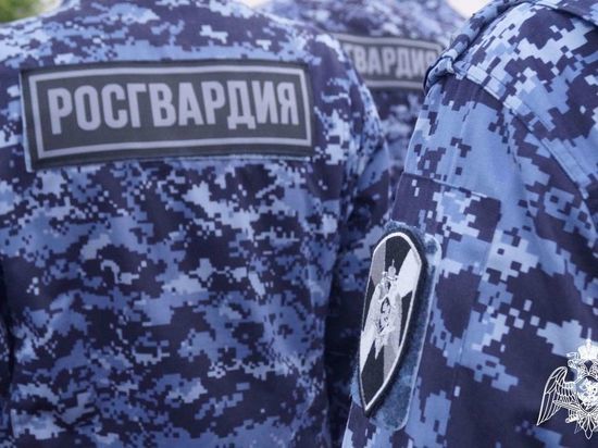 Жительница Смоленска дебоширила в мурманском магазине в пижаме