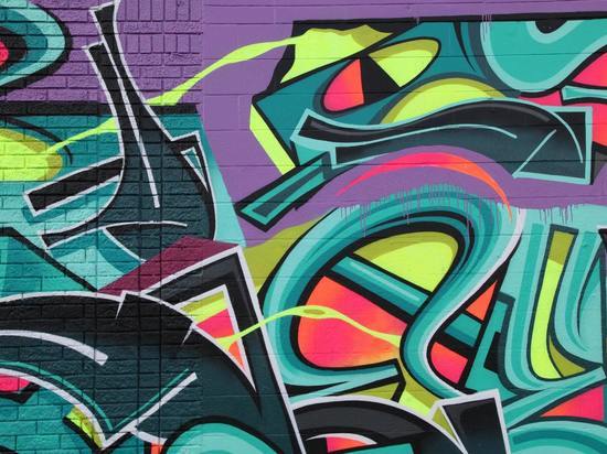 30 красочных граффити о героях Удмуртии появятся в городах и муниципалитетах региона