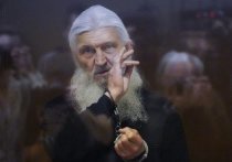 Одним из самых необычных сидельцев московских СИЗО за все последние годы был и остается скандально известный, отлученный от церкви иеромонах Николай Романов (Сергий)