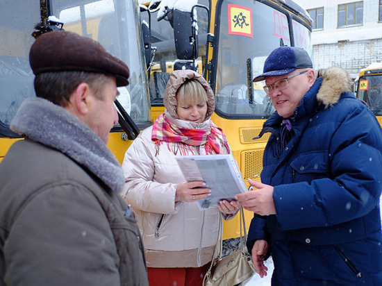 Еще 48 автобусов подарили районным школам Кировской области