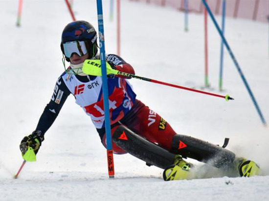 Спортсменка с Сахалина завоевала бронзу международных соревнований по горным лыжам