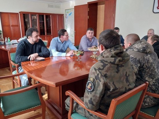 Мэр Кисловодска пообещал поддержку участникам СВО на личной встрече