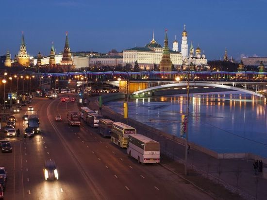 РИА Новости: эмигранты хотят вернуться и порулить Россией