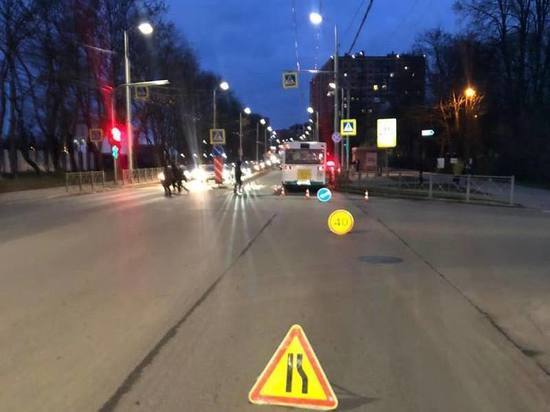 В Калининграде автобус сбил пешехода на "зебре"