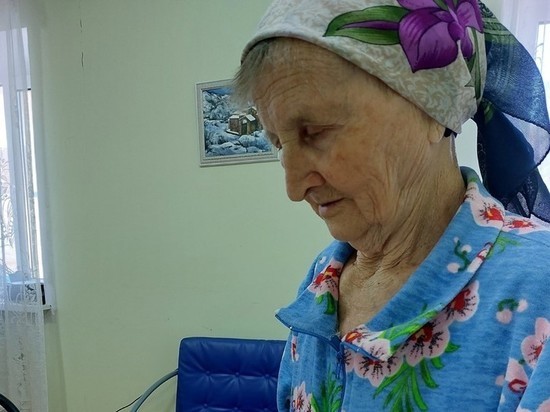 Пожилая элистинка написала стихотворение в поддержку солдат СВО