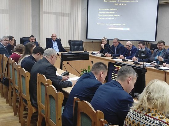 Власти Читы и МЧС проведут рейд по павильонам с искрящими трубами
