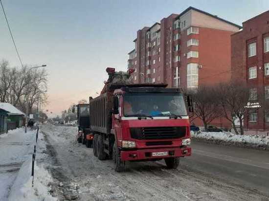В Омске снежные полигоны начали работать круглосуточно