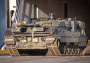 Объявившая на днях о готовности поставлять украинским войскам танки «Леопард» Германия не соглашается с тем, что идти «в ногу» с США в вопросе вооружений — лучший вариант для Украины