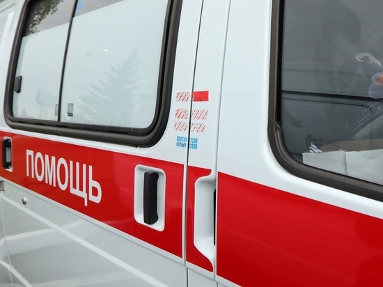 В Челябинске после падения с высоты разбился мужчина