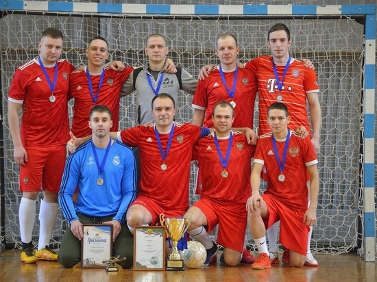 Команда МЧС завоевала "серебро" в Чемпионате города Пскова по мини-футболу