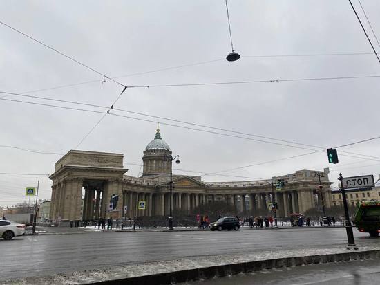 Небольшое похолодание и мокрый снег ожидаются в Петербурге 31 января