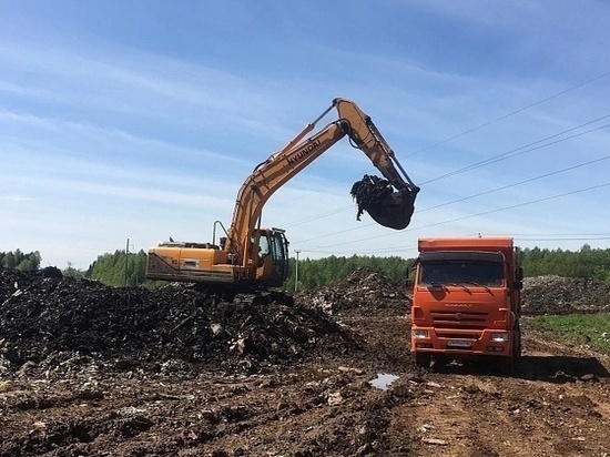 В Калмыкии ликвидируют две крупные мусорные свалки