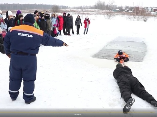 На Семязино во Владимире прошёл мастер-класс по спасению на воде