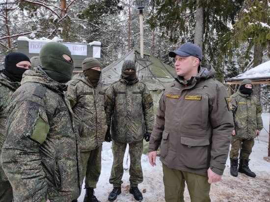 Глава Саратовской области посетил пункт дислокации мобилизованных