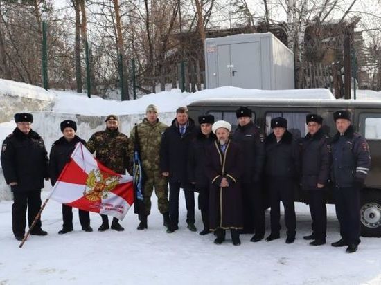 Полицейские из Башкирии купили автомобиль для бойцов в зоне СВО