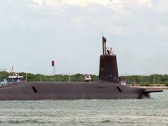 Британский министр обороны в ярости: при ремонте атомной субмарины Vanguard отвалившиеся болты просто приклеили