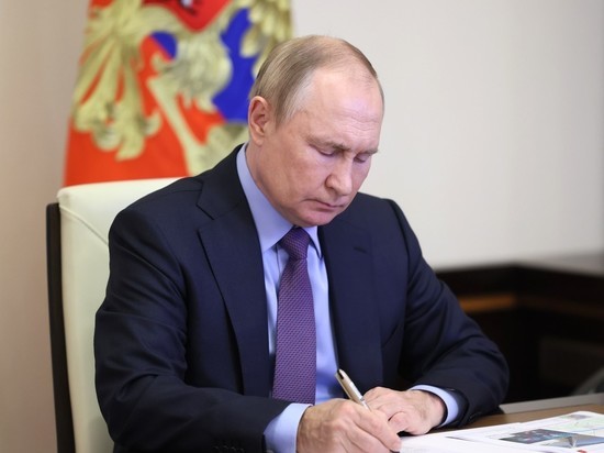 Путин назначил Аношина помощником секретаря Совбеза РФ