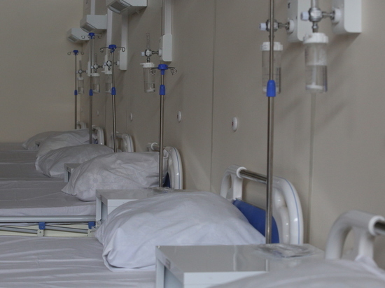 Николаевская больница в Петергофе прекратит принимать пациентов с коронавирусом