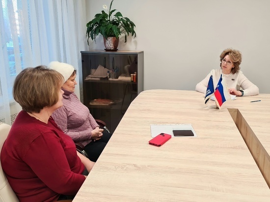 В Ноябрьске прибывшей из Соледара ДНР пенсионерке помогут получить жилье