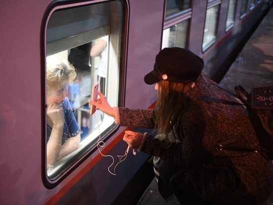 Две ростовчанки приняли роды у девушки в вагоне поезда