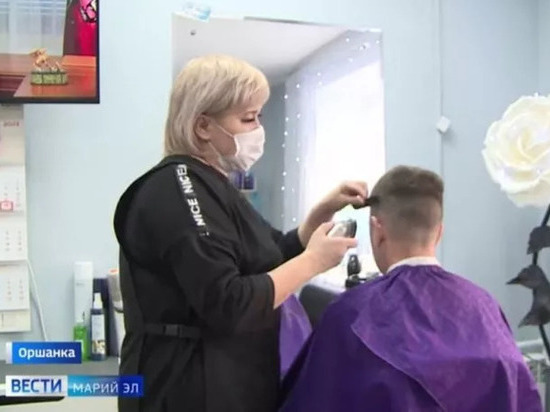Жительницы Оршанки открыли парикмахерскую по программе "Соцконтракт"