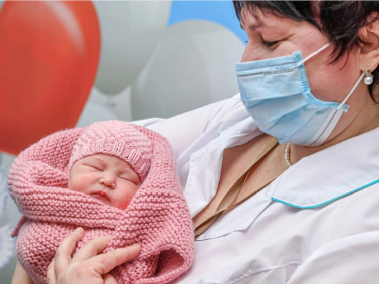 Больше 6,5 тысяч малышей: Ямал в 2022 году занял первое место в УрФО по рождаемости