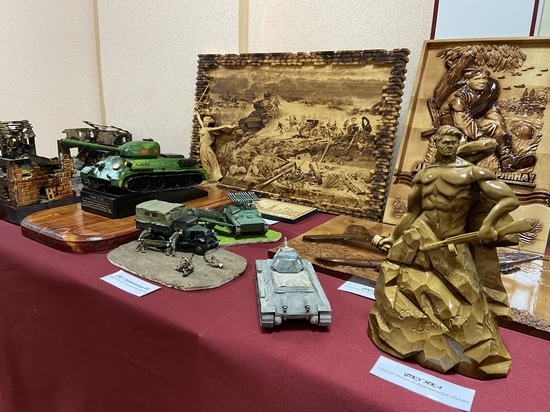 Осужденные Архангельской области приготовили сувениры к юбилею Сталинградской битвы