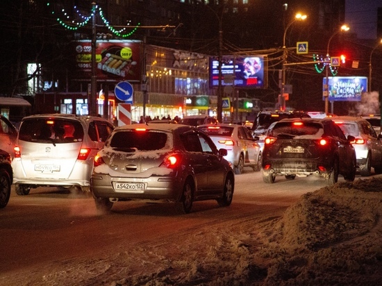Новосибирск вечером 2 февраля сковали пробки в 9 баллов