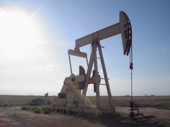 Стоимость нефти Brent снизилась до $82,7 за баррель