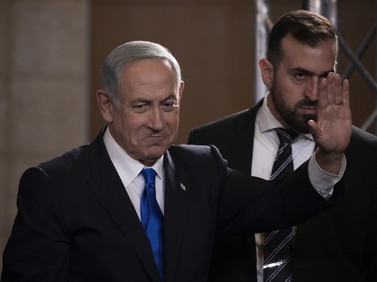 Нетаньяху поручил правительству Израиля пересмотреть политику военных поставок Украине