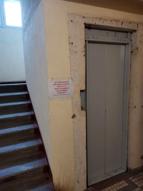 10 лифтов заменили в шести многоквартирных домах Пскова в рамках капремонта
