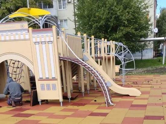 Кисловодчанин получил 8 лет колонии за переписку с 10-летней